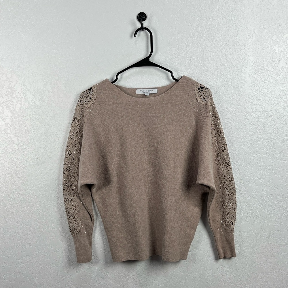 Sweet Rain Women's Tan Sweater Lace Sleeves Bling scoop Neck Sz XS Casual Office